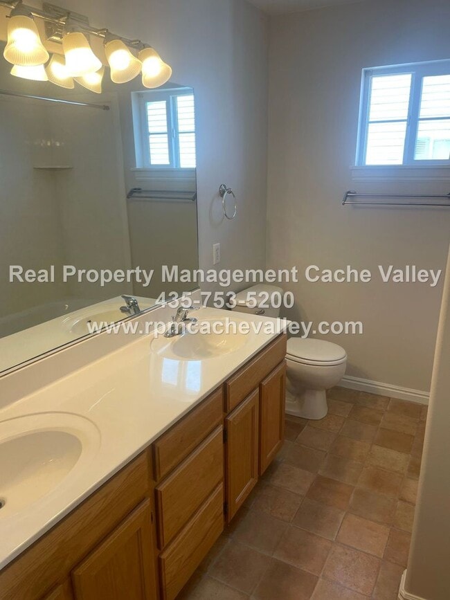 property at 328 280 N