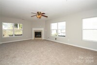 10816 Carstairs St in Charlotte, NC - Building Photo - Building Photo