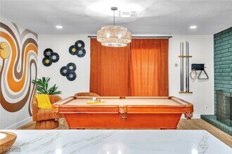 425 Golden Valley Dr in Henderson, NV - Building Photo - Building Photo