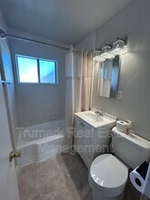 512 Irving Ave in Glendale, CA - Building Photo - Building Photo