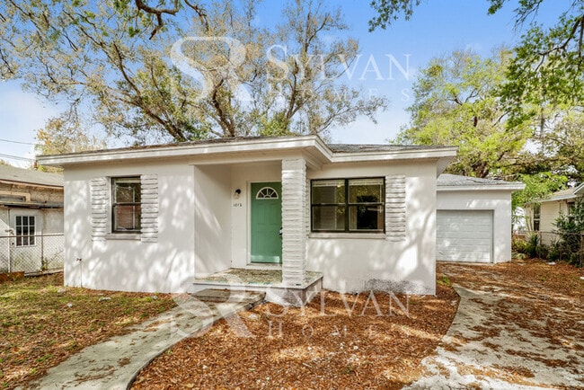 property at 1012 La Salle St