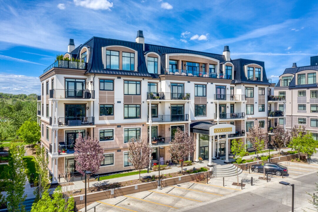 Champagne in Calgary, AB - Building Photo