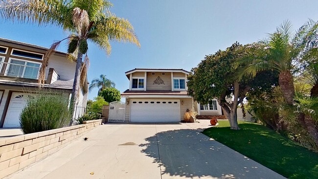 property at 27161 Pinario