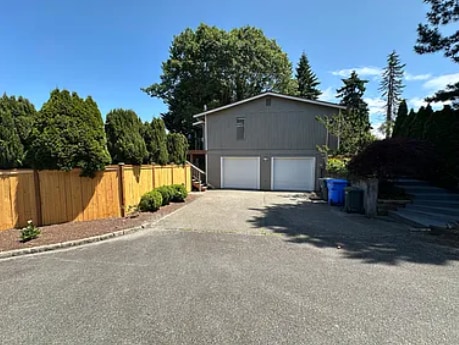 2211 Dogwood St NE in Tacoma, WA - Building Photo - Building Photo