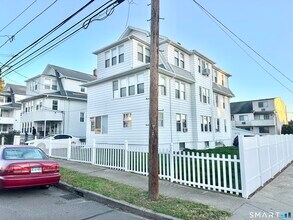 67 Tremont Ave in Bridgeport, CT - Building Photo - Building Photo