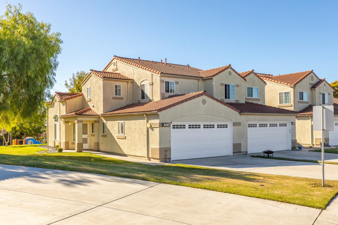 Pacific View - Military Housing in Oceanside, CA - Foto de edificio