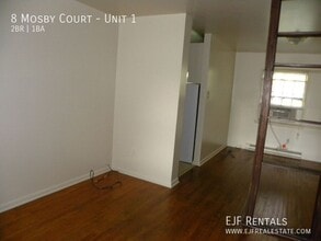 8 Mosby Ct in Round Hill, VA - Building Photo - Building Photo