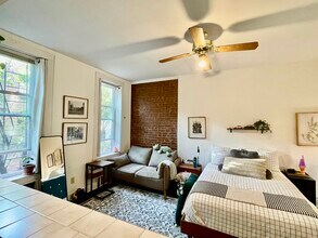 1026 Washington St in Hoboken, NJ - Building Photo - Building Photo