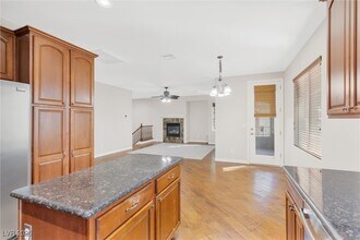 11837 Luna Del Mar Ln in Las Vegas, NV - Building Photo - Building Photo