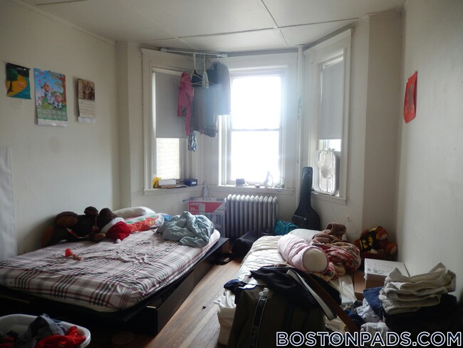 property at 1179 Boylston St