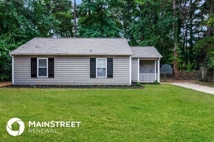 6022 Woodthrush Dr in Charlotte, NC - Building Photo