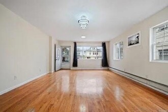 117-21-117134 134th St in Queens, NY - Building Photo - Building Photo
