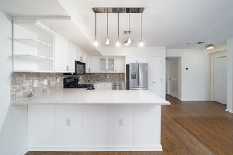 204 Jackson St in Hoboken, NJ - Building Photo - Building Photo