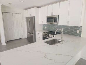 53 Delander Ct in Hilton Head Island, SC - Building Photo - Building Photo