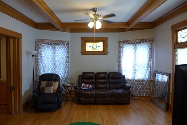 136 Elgin Ave in Forest Park, IL - Building Photo - Building Photo