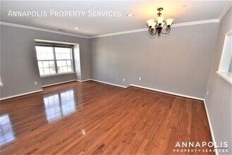109 Pinecove Ct in Odenton, MD - Building Photo - Building Photo