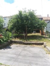 807 Crawford Ave in Altoona, PA - Foto de edificio - Building Photo