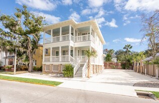 171 Cordova St, Unit B in St. Augustine, FL - Building Photo