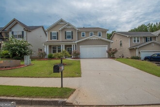 179 Scenic Hills Dr in Newnan, GA - Building Photo - Building Photo