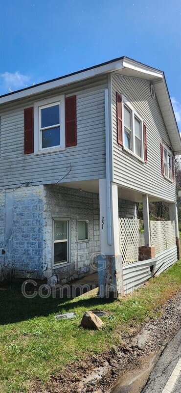 property at 251 Old County Home Rd