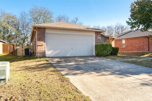 1316 Scenic Hills Dr, Unit 4 in McKinney, TX - Building Photo