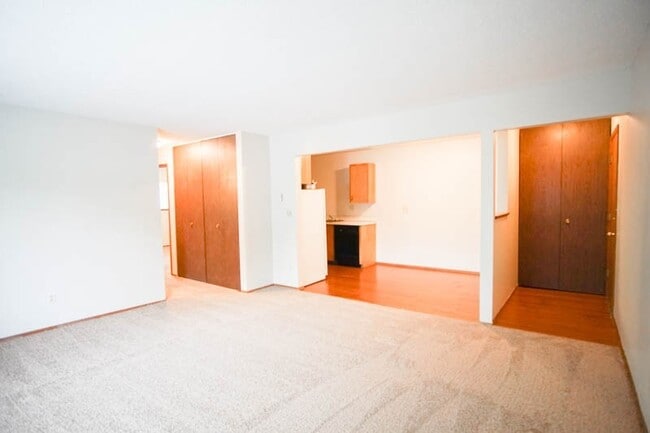 2130 NE Clackamas St in Portland, OR - Building Photo - Building Photo
