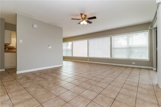 1450 Mandel Rd in Ft. Myers, FL - Building Photo - Building Photo