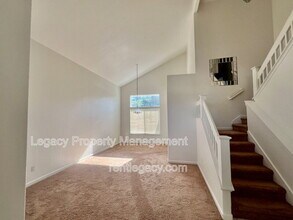 2750 Parkview Terrace in Fairfield, CA - Building Photo - Building Photo