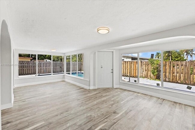 4131 NW 13th Ave in Fort Lauderdale, FL - Building Photo - Building Photo