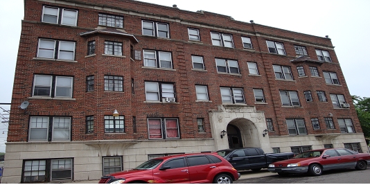 Grand Plaza Apartments in Highland Park, MI - Foto de edificio