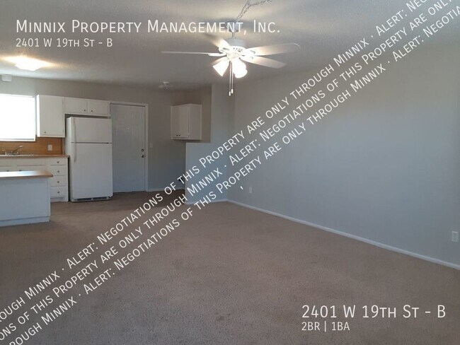 2401 W 19th, Unit B in Plainview, TX - Foto de edificio - Building Photo