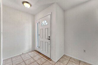 305 Bernard Ave in Sarasota, FL - Building Photo - Building Photo