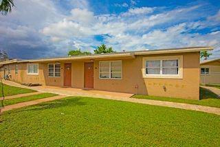 4228 N US Hwy 1 in Fort Pierce, FL - Foto de edificio - Building Photo