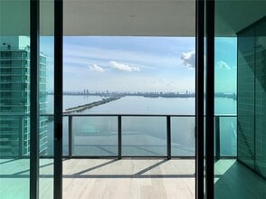 480 NE 31st St, Unit 4507 in Miami, FL - Foto de edificio - Building Photo