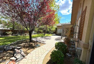 3140 Scarlet Oaks Ct in Sparks, NV - Building Photo - Building Photo
