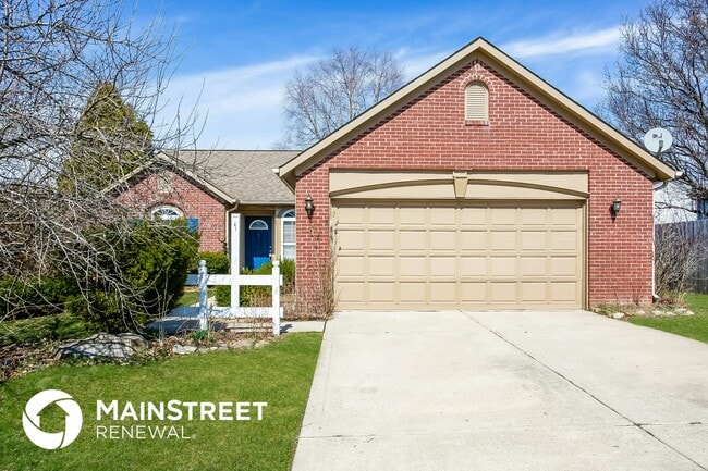 property at 1572 Cottonwood Dr