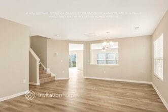 4047 Houldsworth Dr in Charlotte, NC - Foto de edificio - Building Photo