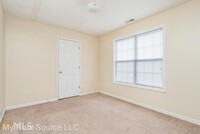 513 Crimson Ridge Dr photo'