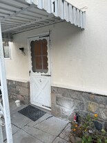 231 US-6 in Mahopac, NY - Building Photo