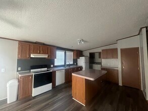 5216 Peden Point Rd in Wilmington, NC - Building Photo - Building Photo