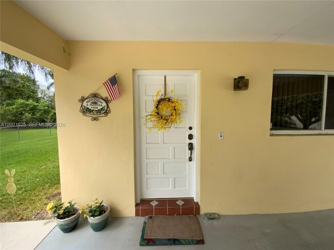 8445 SW 4th St in Miami, FL - Building Photo - Building Photo