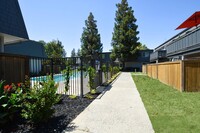 The Boardwalk Apartments in Turlock, CA - Building Photo - Building Photo