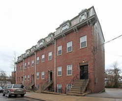 2615-2621 Cleinview Ave Apartamentos