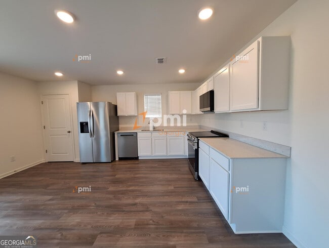 176 Kinsale Dr in Macon, GA - Building Photo - Building Photo