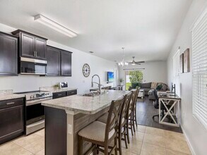 10057 SW Newberry Ave in Port St. Lucie, FL - Building Photo - Building Photo