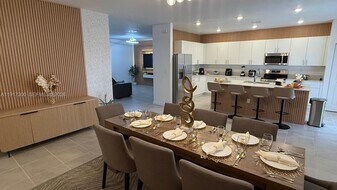 13218 SW 189th Ter in South Miami Heights, FL - Building Photo