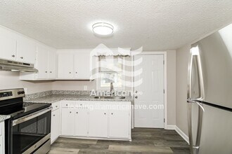 1607 Lee St in Camden, SC - Foto de edificio - Building Photo