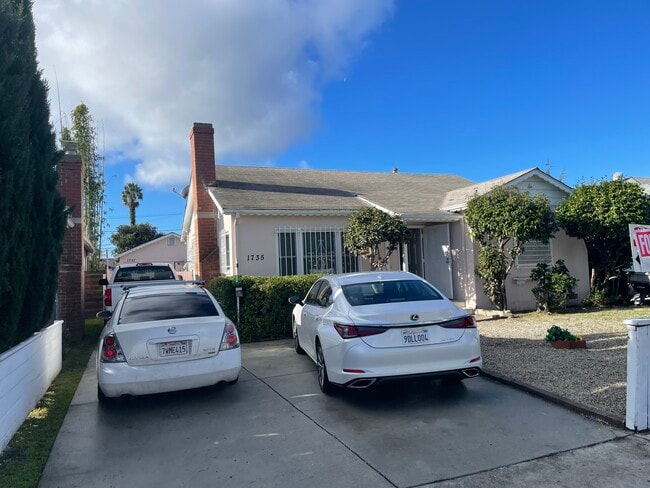 1735 S Bundy Dr in Los Angeles, CA - Building Photo - Building Photo