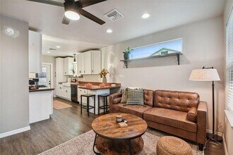 2310 30th Ave N in St. Petersburg, FL - Building Photo - Building Photo