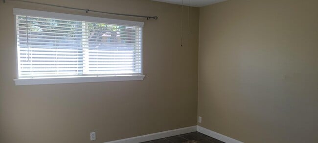 property at 11123 Hazelhurst Dr